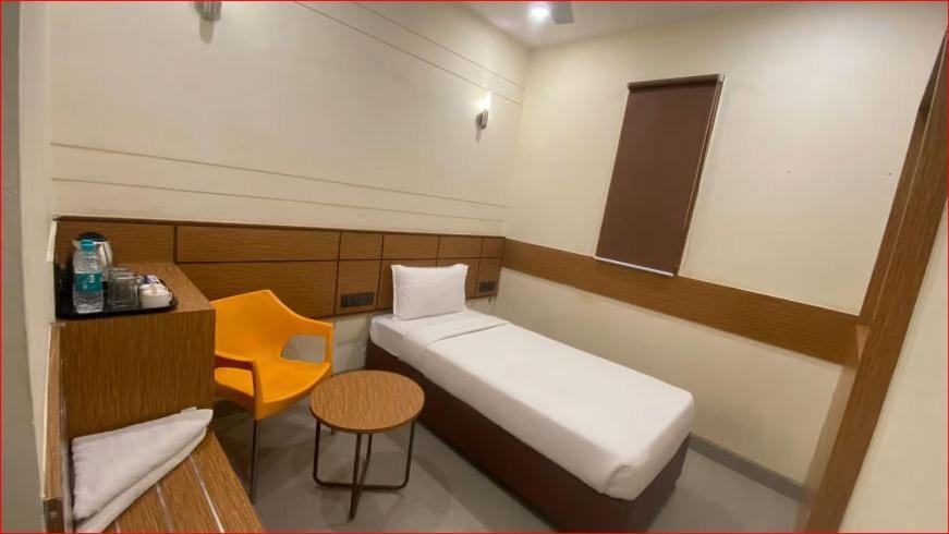 Max Hotels Allāhābād Junction Exteriér fotografie